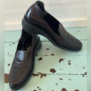 Robert Clergerie Size 6 (Generous) Tapva Loafer Black with Brown Trim